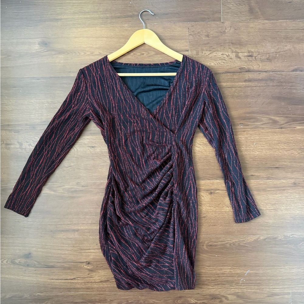 Black & Red Long-Sleeve Ruched Wrap-Style Dress